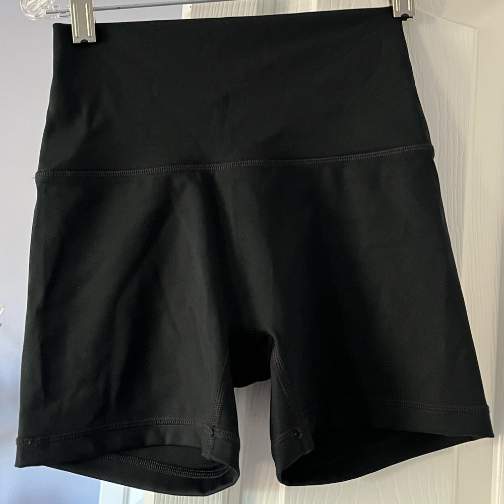 Aerie 3.5” inseam bike shorts high rise